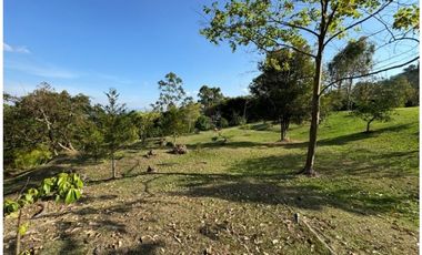 Venta de Hermosa Casa Campestre Cerca del Aeropuerto
