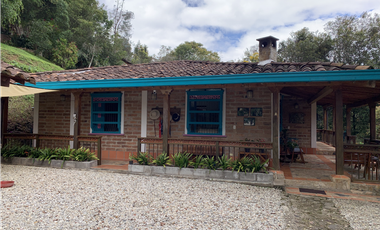 Venta de Hermosa Casa Finca Independiente en Rionegro