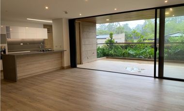 Venta de Apartamento en Exclusivo Conjunto Cerrado en Llanogrande
