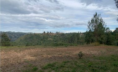 Venta de Hermoso Lote en El Retiro en Reserva Natural Unidad Cerrada