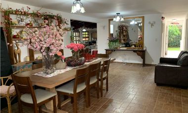 Venta de Finca Tradicional en Llanogrande Ubicación y Topografía Plana