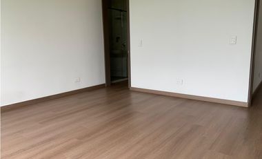 Venta Casa de Lujo en El Retiro para Estrenar Ubicación y Exclusividad