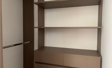 Venta Casa de Lujo en El Retiro para Estrenar Ubicación y Exclusividad