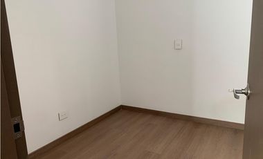 Venta Casa de Lujo en El Retiro para Estrenar Ubicación y Exclusividad