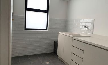 Venta Casa de Lujo en El Retiro para Estrenar Ubicación y Exclusividad