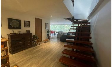 Hermoso Penthouse Duplex en Venta Sabaneta Sector Aves Marías
