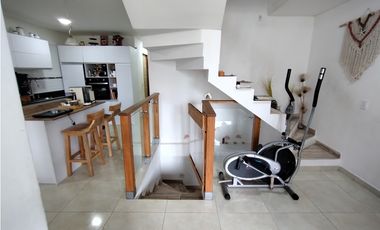 Venta de Casa en Zona Urbana de la Ceja, Cerca al Viva