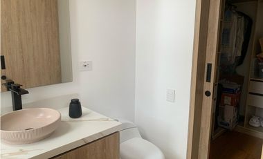 Venta de Hermosa Casa de Lujo en Urbanización Cerrada Alto de Palmas