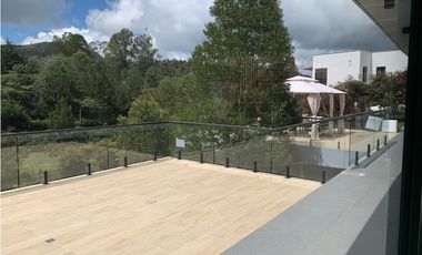 Venta de Hermosa Casa En Exclusiva Unidad Cerrada a Minutos de La Ceja