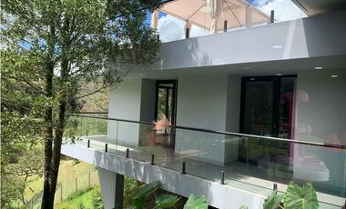 Venta de Hermosa Casa En Exclusiva Unidad Cerrada a Minutos de La Ceja