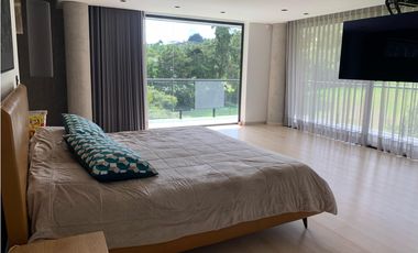 Venta de Hermosa Casa En Exclusiva Unidad Cerrada a Minutos de La Ceja