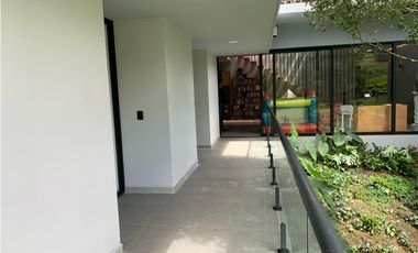 Venta de Hermosa Casa En Exclusiva Unidad Cerrada a Minutos de La Ceja