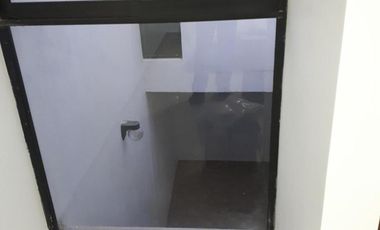 Venta de Casa al Poniente de la ciudad en Condominio Misión San Juan Pablo II, Ags.