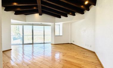 Venta o Renta Casa La Vista, Av Lomas Country