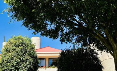 Venta o Renta Casa La Vista, Av Lomas Country