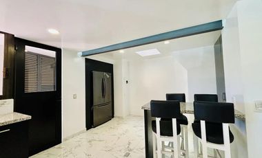Venta o Renta Casa La Vista, Av Lomas Country