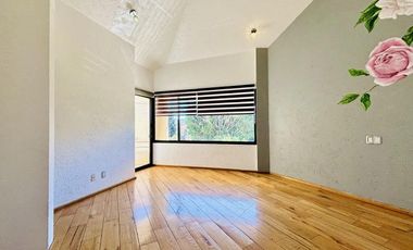 Venta o Renta Casa La Vista, Av Lomas Country