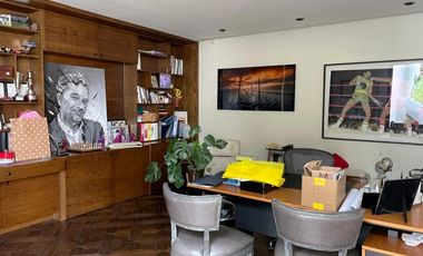 Lujo y Funcionalidad - Casa en Venta en Los Encinos Country Club