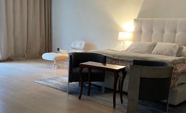 Lujo y Funcionalidad - Casa en Venta en Los Encinos Country Club