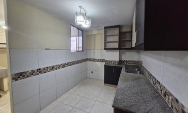 Venta de Depart Centro de Gye, 3 Habitaciones, con ascensor. (LC)