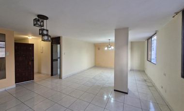 Venta de Depart Centro de Gye, 3 Habitaciones, con ascensor. (LC)