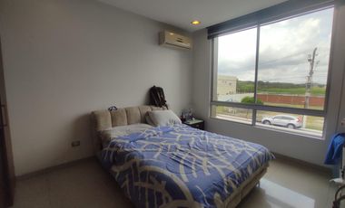 Venta villa 5 dormitorios en La Laguna vista al lago