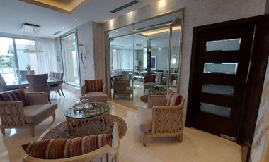 Venta villa 5 dormitorios en La Laguna vista al lago