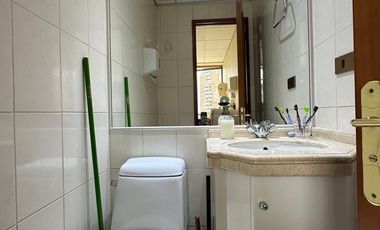 Venta de oficina en edificio Coraceros Viña del Mar