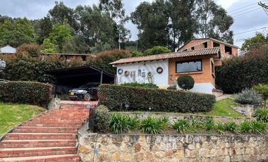 Casa Campestre con amplia zona verde en Venta - Tabio Vereda Juaica