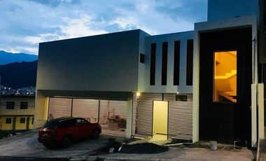 Casa en renta en San Ángel Sur, Los Remates, Monterrey