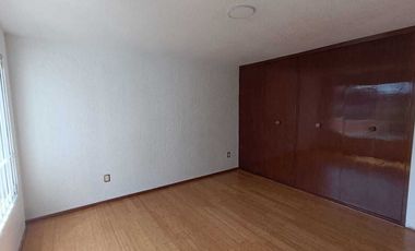 Casa en Renta Prados Coapa 3ra Fraccionamiento Privado