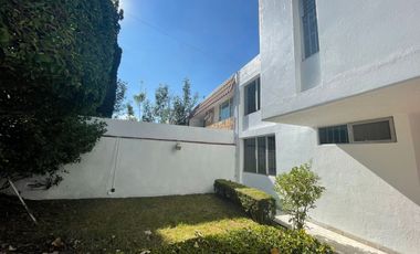 Casa en Renta Prados Coapa 3ra Fraccionamiento Privado