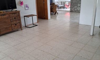 CASA EN VENTA UBICADA EN LA COLONIA SAN VICENTE EN OCOTLAN , JALISCO.