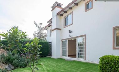 CASA EN RENTA  EN LOS ROBLES LERMA