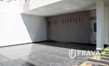 VENTA DE CASA EN VILLA UNIVERSITARIA