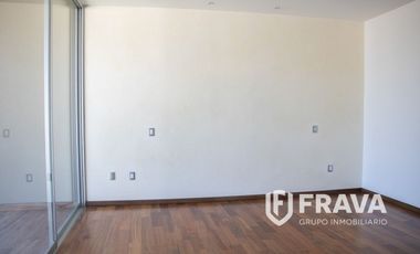 VENTA DE CASA EN VILLA UNIVERSITARIA