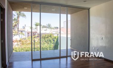 VENTA DE CASA EN VILLA UNIVERSITARIA