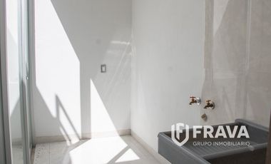 VENTA DE CASA EN VILLA UNIVERSITARIA