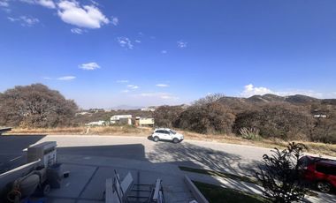 Hermosa y Moderna Residencia en Rancho San Juan