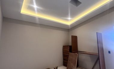 Hermosa y Moderna Residencia en Rancho San Juan