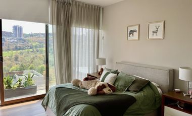 Casa Amueblada en Renta con Vista al Campo de Golf. Bosque Real