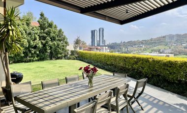 Casa Amueblada en Renta con Vista al Campo de Golf. Bosque Real