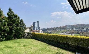 Casa Amueblada en Renta con Vista al Campo de Golf. Bosque Real
