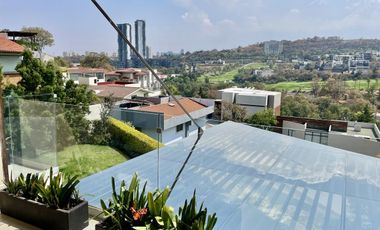 Casa Amueblada en Renta con Vista al Campo de Golf. Bosque Real