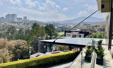 Casa Amueblada en Renta con Vista al Campo de Golf. Bosque Real