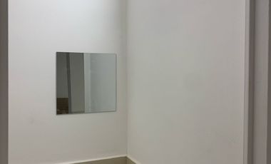 ¡Recién remodelada y Entrega Inmediata!  Solo recursos propios, no créditos