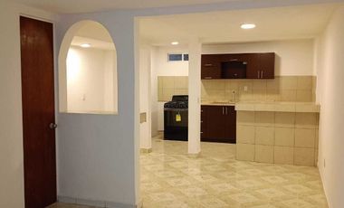 ¡Recién remodelada y Entrega Inmediata!  Solo recursos propios, no créditos