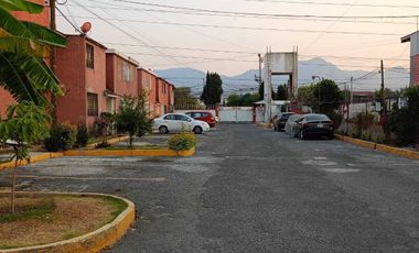 ¡Recién remodelada y Entrega Inmediata!  Solo recursos propios, no créditos