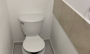 ¡Recién remodelada y Entrega Inmediata!  Solo recursos propios, no créditos