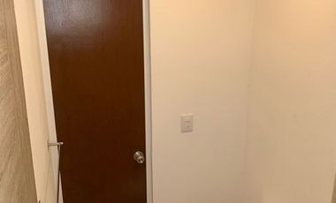 ¡Recién remodelada y Entrega Inmediata!  Solo recursos propios, no créditos